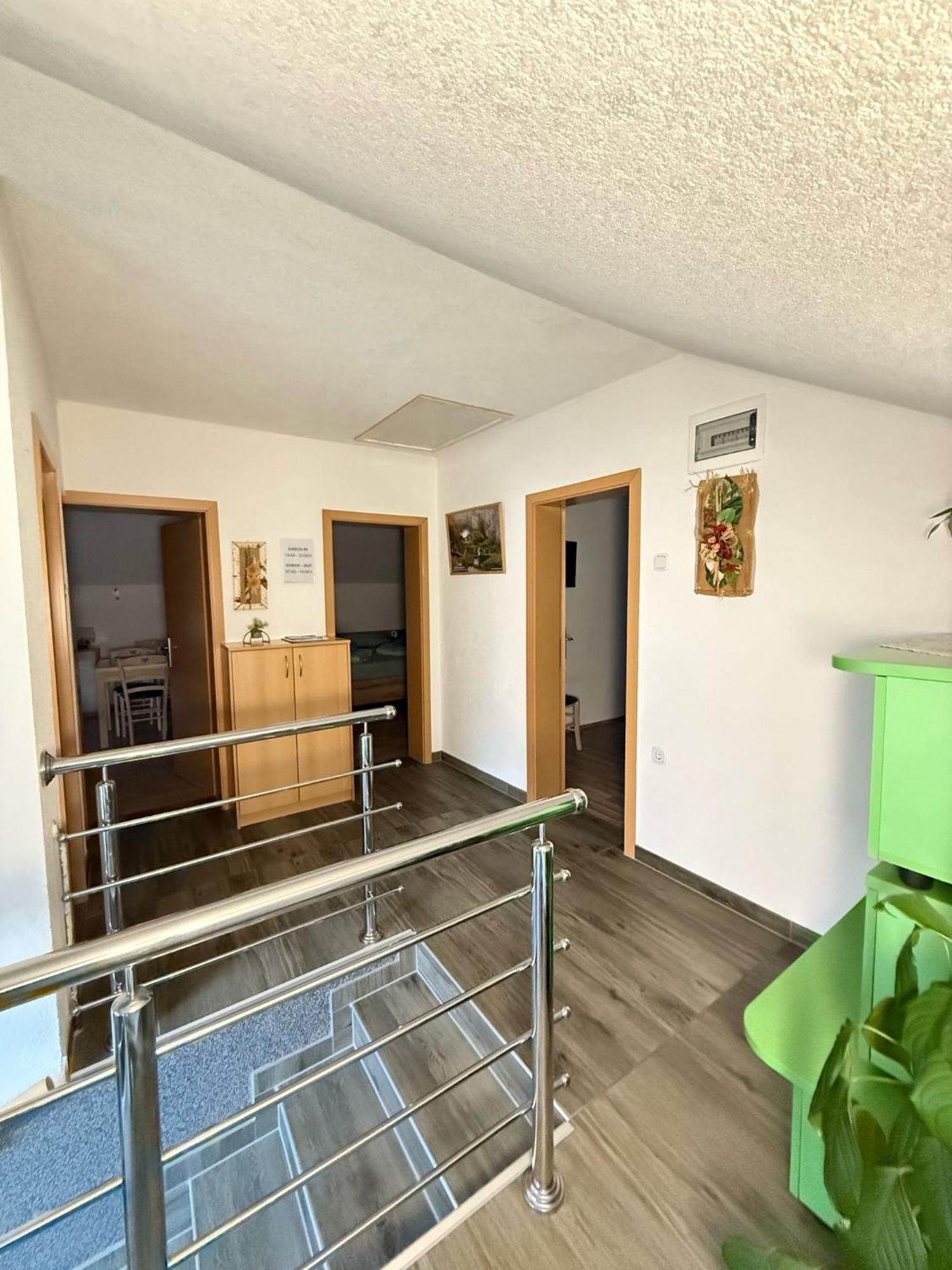 Apartments Marija Vrelo Koreničko 外观 照片